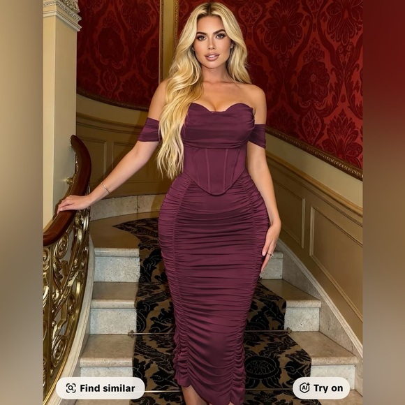 Dresses & Skirts - Elegant Off-Shoulder Burgundy Dress